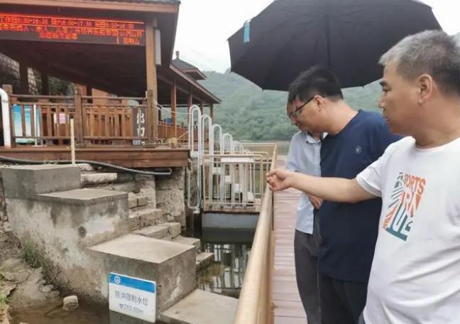 降雨持續(xù)！北京急調(diào)16名水利專家奔赴8區(qū)現(xiàn)場(chǎng)協(xié)助防汛